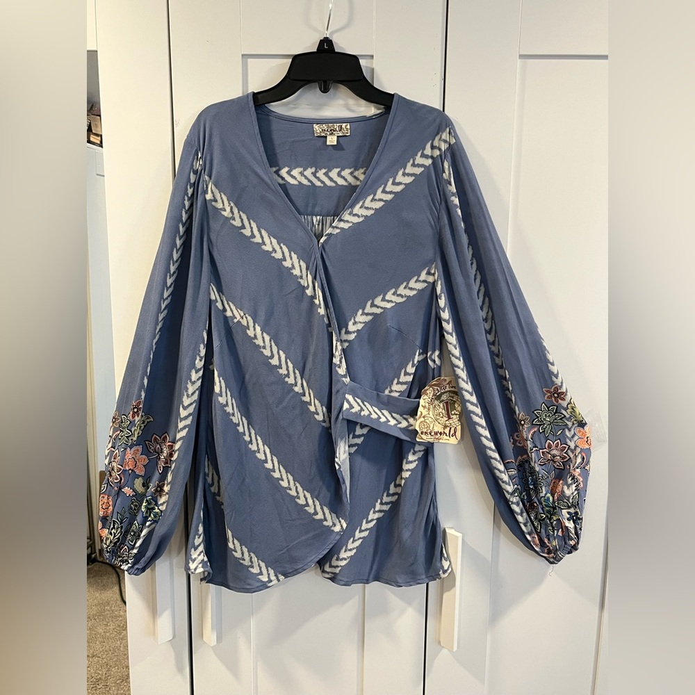NWT One World Blouse with Floral Detail Size L